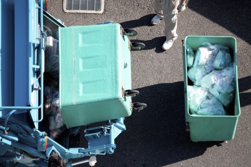 Types of commercial waste handled in Hainault